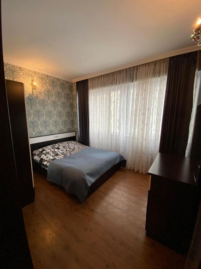 Gorgiladze Black Sea Apartment บาทูมิ ภายนอก รูปภาพ